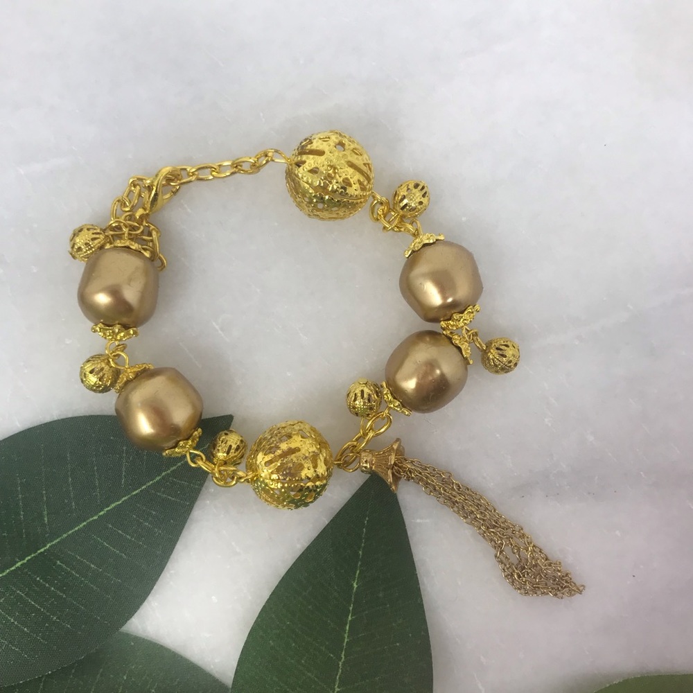 🔥Host Pick🔥Ladies Bracelet - Picture 3 of 16